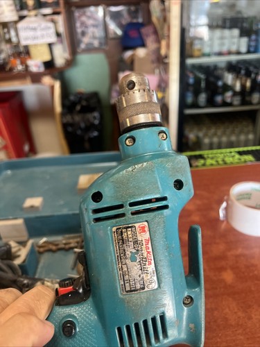 Makita Drill 10mm DP3720 Variable Speed Corded Drill - Picture 9 of 15