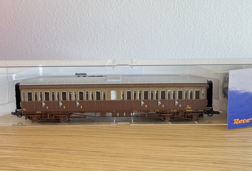 Roco 74686 H0 Personenwagen 100 Türen 3cl Kastanie Isabella FS | Condition: Gebraucht