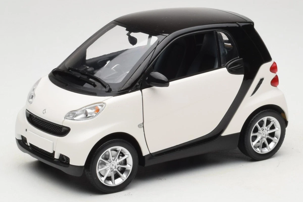 Smart 1:18 Scale Diecast & Toy Vehicles for sale | eBay