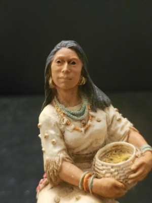 Castagna Native American Indian Figurine 1990 Western Series, Pocahontas