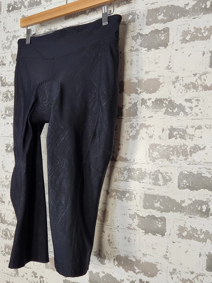 Calça de ciclismo Pearl iZUMi tamanho XL Escape Sugar 3Qtr forma apertada ajuste acolchoado - Imagem 3 de 4