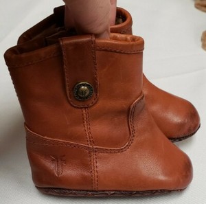 frye toddler boots
