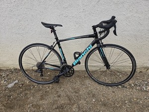 BIANCHI VIA NIRONE 7, ALUM CARBON FORK, SORA, 50CM, 18spd Ridden under 100 miles