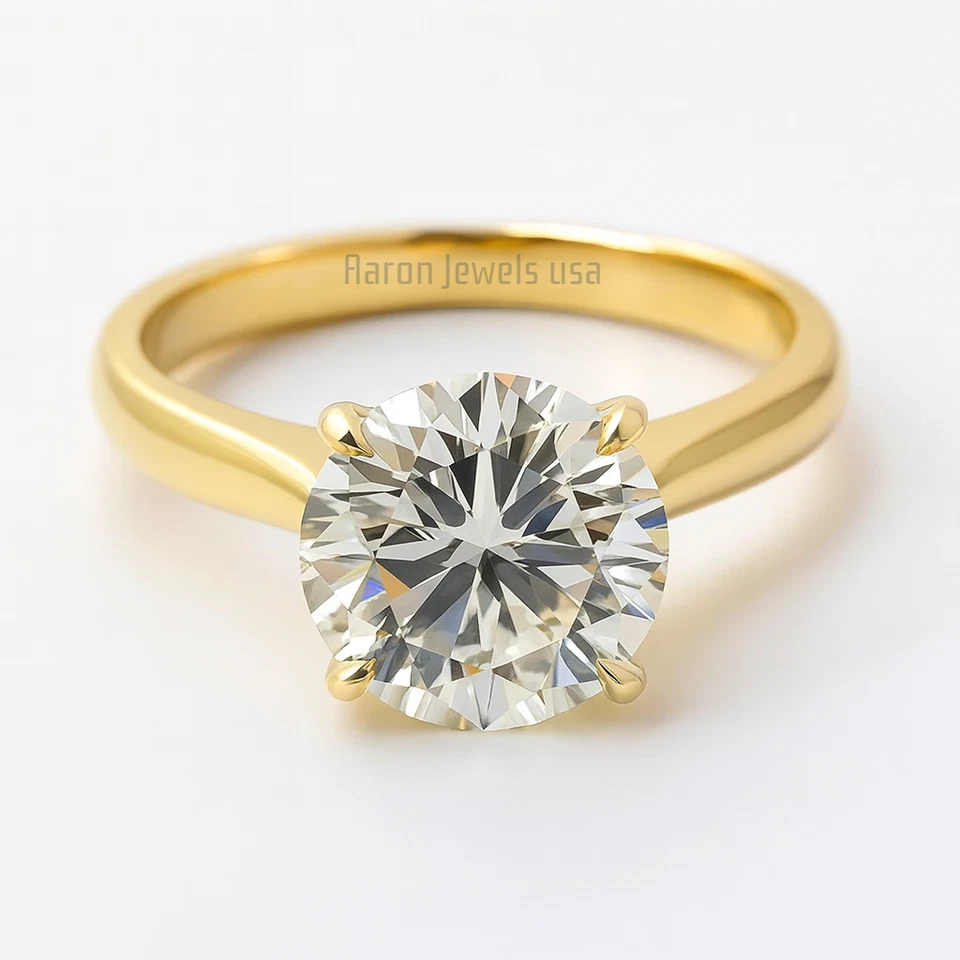 IGI Certified 4.00Ct F VS1 Round Cut Lab Grown Diamond Ring | 14K Yellow Gold - Image 2 of 4