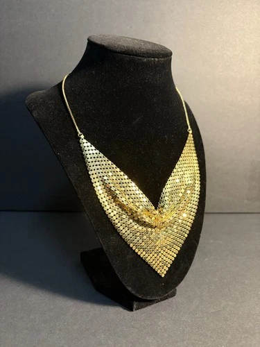 Vintage 1980’s Bib Necklace Gold Tone Mesh Chainmail - Costume Jewelry