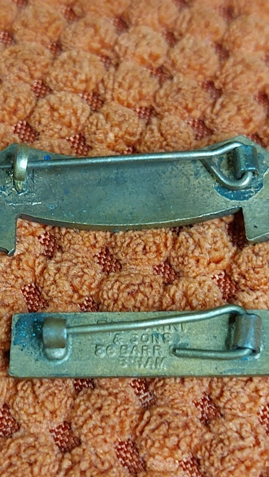 Antique  / Vintage School Prefect Badges 1920s 30s Fattorini & Sons Enamel Badge - Image 4 of 4