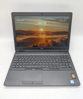 Laptop Dell Latitude 5580 15,6'' FHD 256GB SSD NVIDIA 940MX i7-7820HQ 8GB RAM