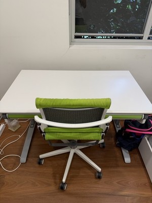 Moll Winner Comfort table - PICK UP ONLY 
