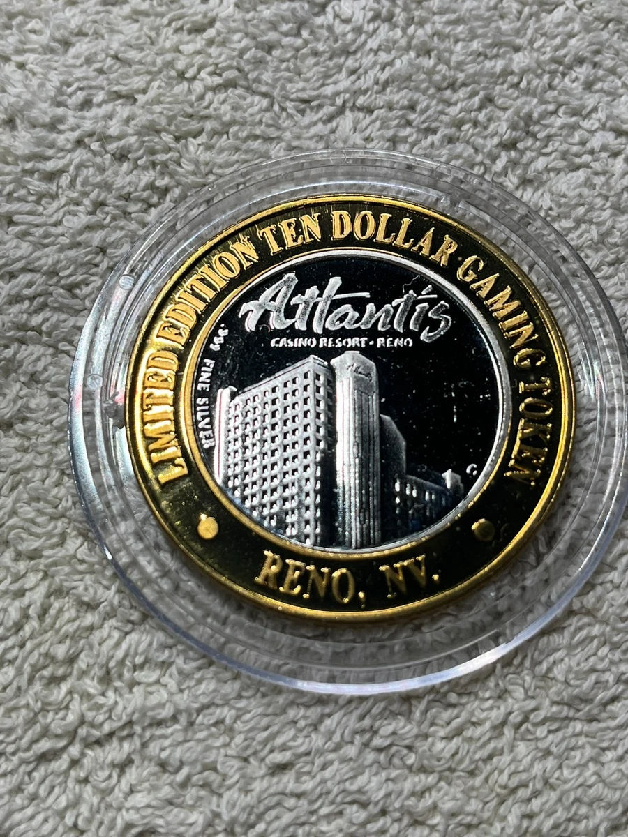 Screenshot eines Casino-Login-Bildschirms auf einem Desktop und Mobile-Gerät, zeigt Benutzername und Passwort Felder