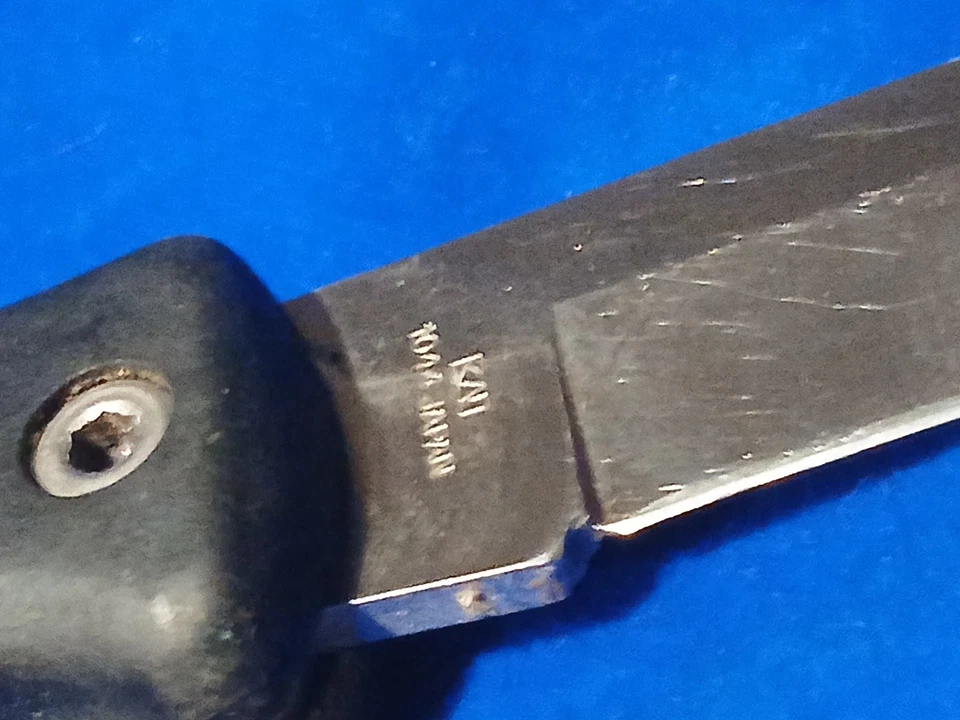 Cuchillo Kershaw KAI 1044 Lil Hoss con mango de goma negro Japón Foto 2 de 4