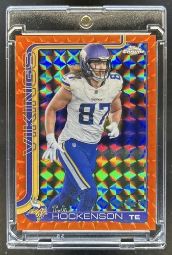 2025 Topps Chrome T.J. Hockenson Orange Geometric Refractor #/25 Vikings