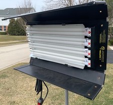 Kino Flo Diva Lite with case and spare lamps