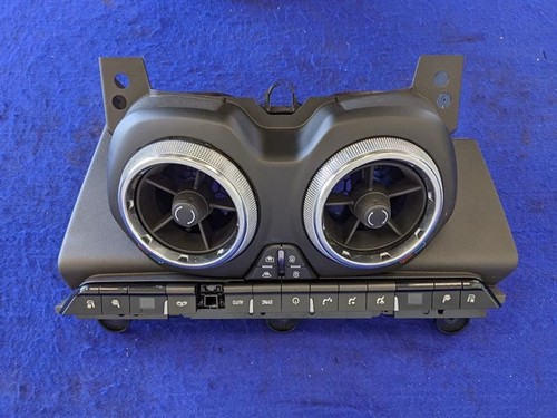 2019-2020 Chevrolet Camaro ZL1 HVAC AC Temperature Control Dual Zone CJ2 - Picture 7 of 12