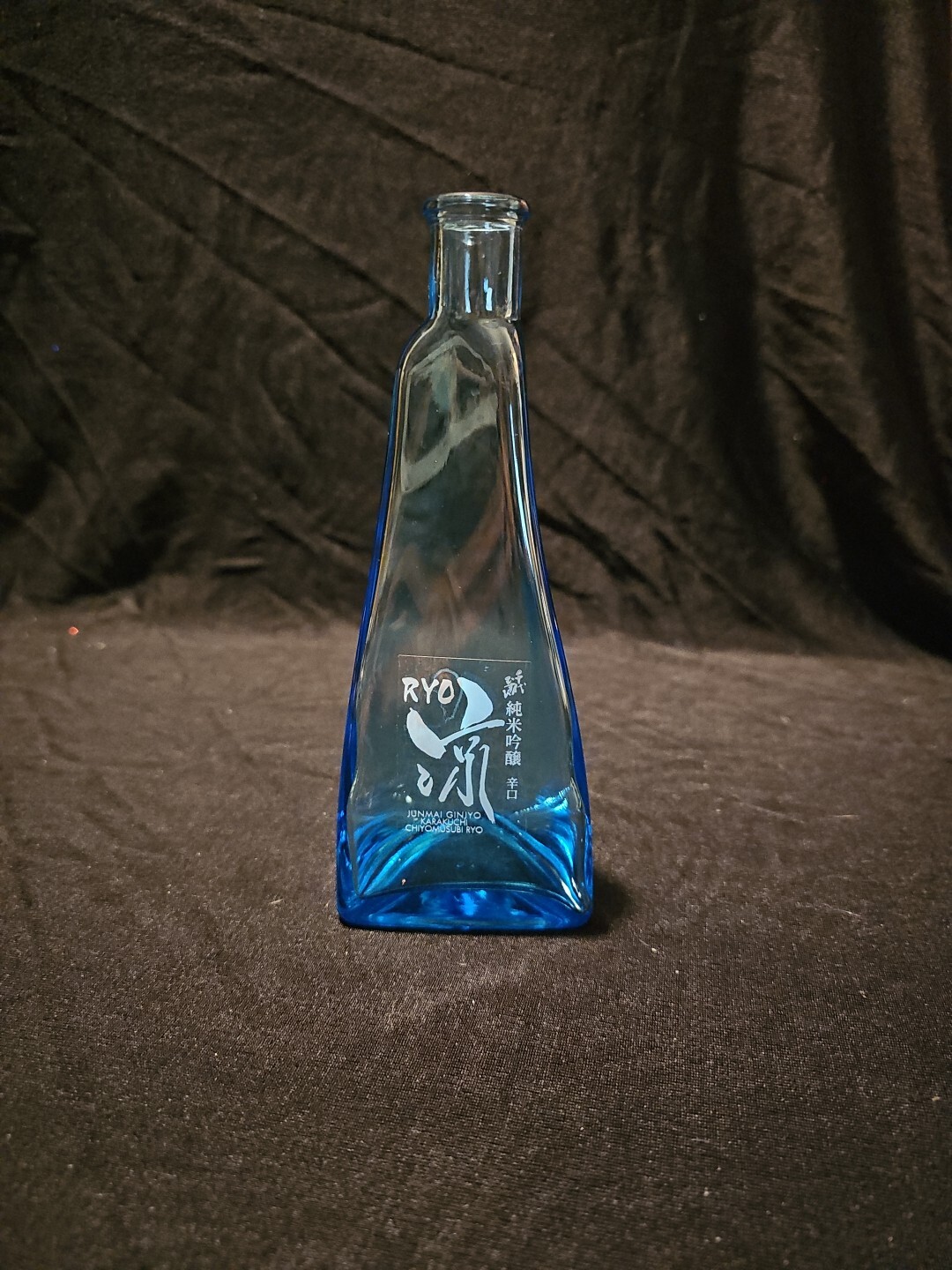 Chiyomusubi RYO Urban Sake - 180ml / Glows Under UV Light