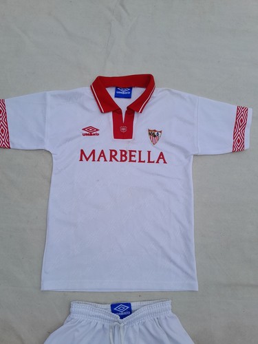 Vintage Umbro Sevilla FC Home 1994 95 Football Shirt Boys 10 White Red - Picture 6 of 13
