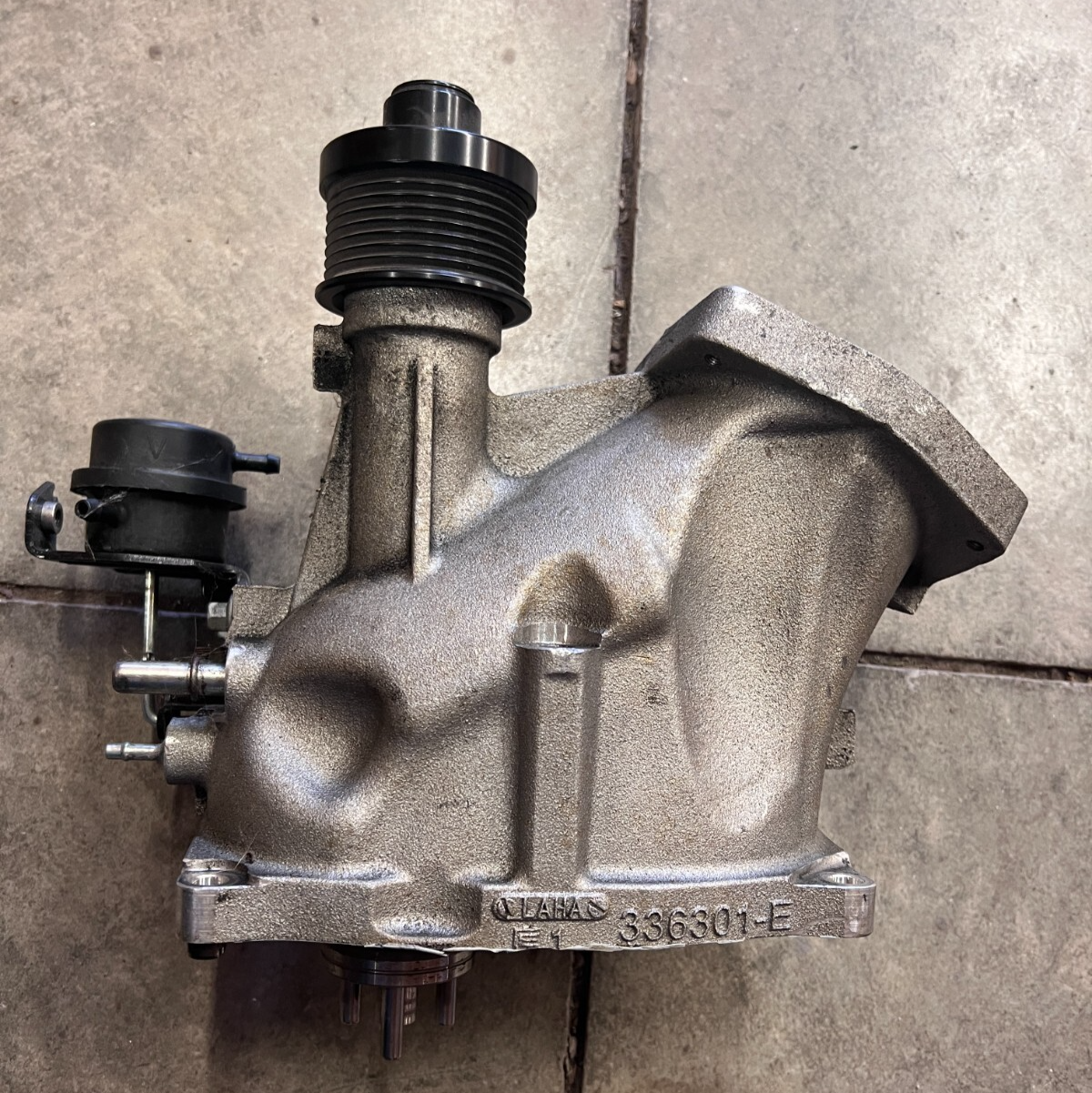 Stock LS Supercharger Head Housing Cover Used 336301-E off of 2014 ...