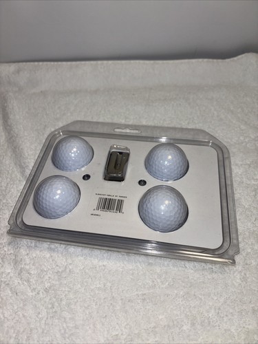 New York Yankees Golf Ball w/New York Yankees Baseball Logo 4 Gift Set Tool - Picture 2 of 2