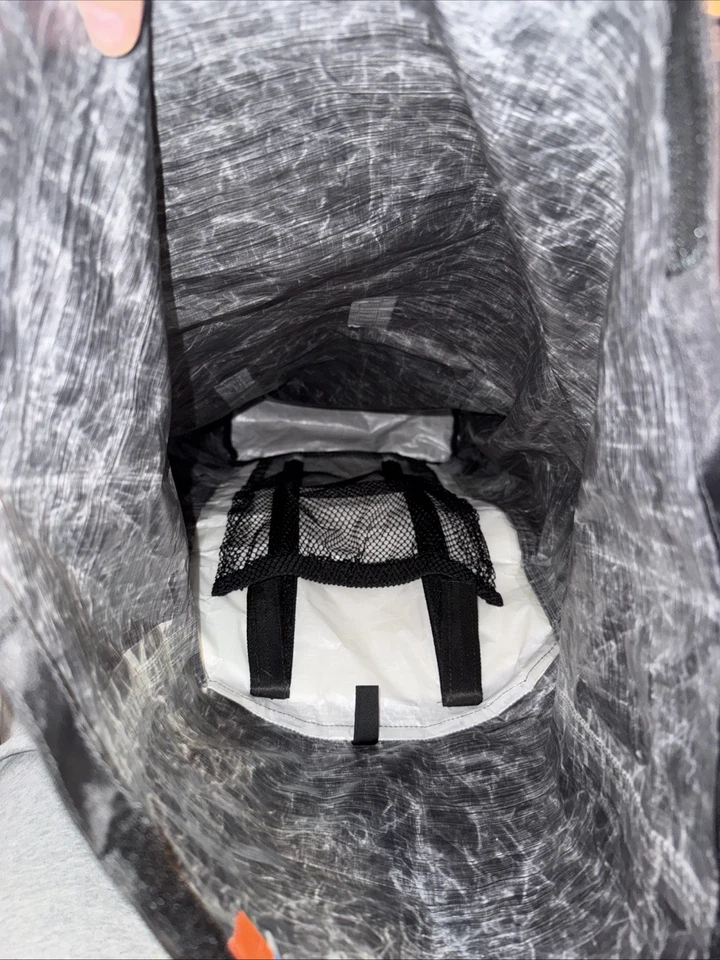 Hyperlight Moutain Gear SouthWest 40L Hiking Backpack Black - Size Large - Image 3 of 4