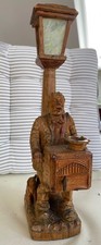 Erzgebirge Schnitzfigur Leierkastenmann mit Hund an Laterne 1953