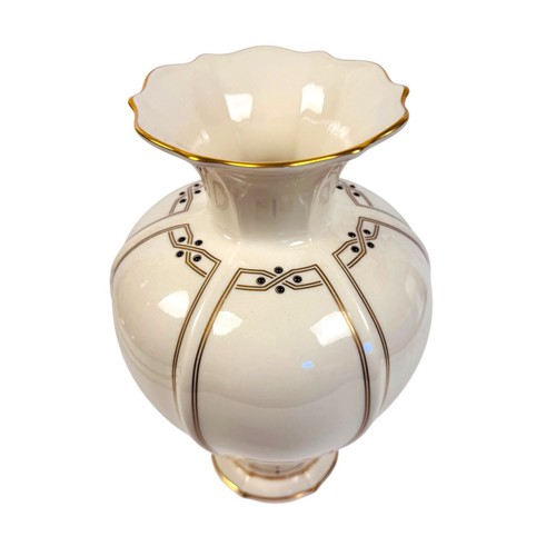 Vintage Lenox Vanguard Collection Ivory & Gold Trim Vase Porcelain 10"T USA - Picture 3 of 7