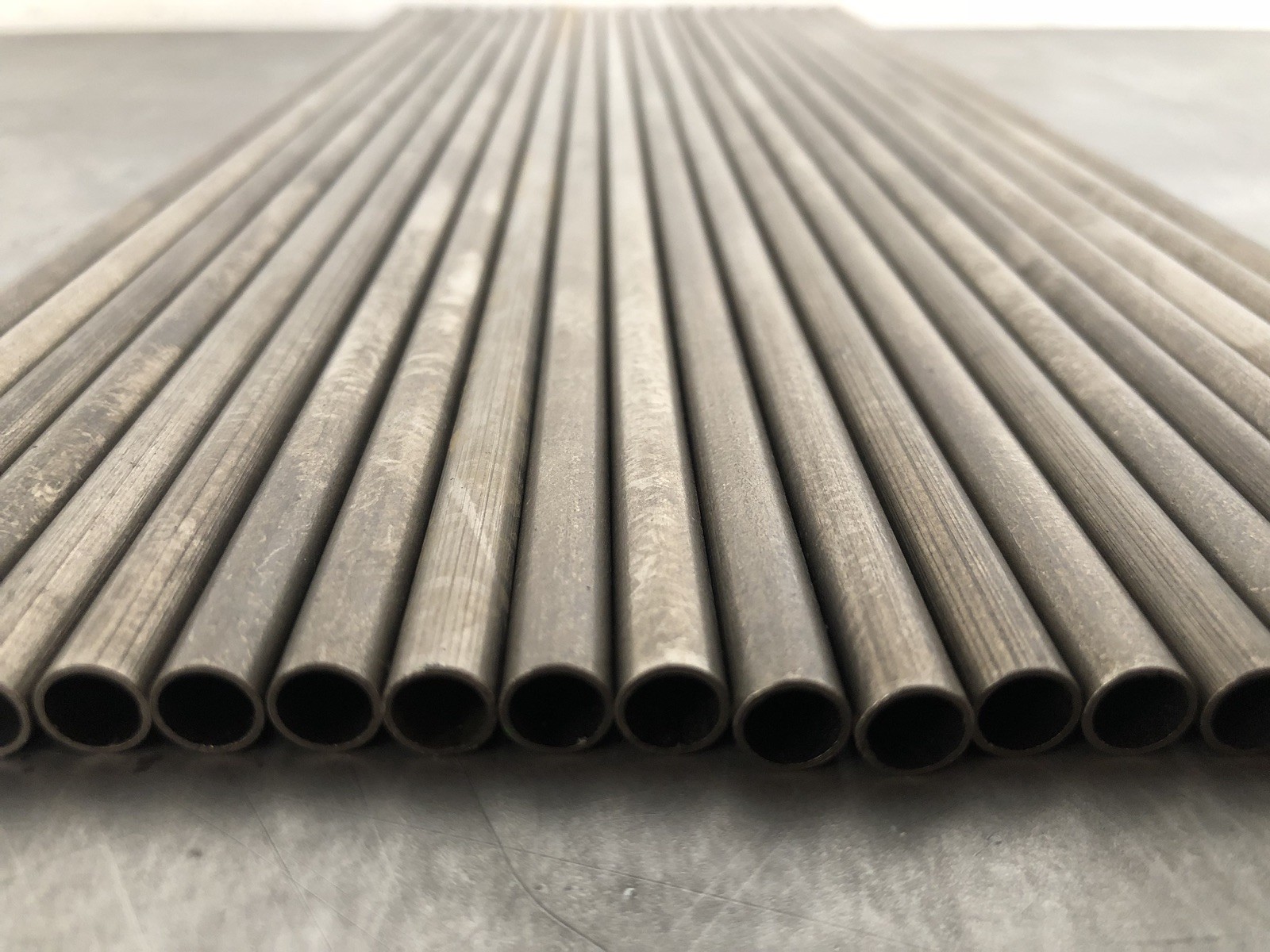 CP Titanium Round Tube .375" OD x .032" W x 19.75" (8 pieces)