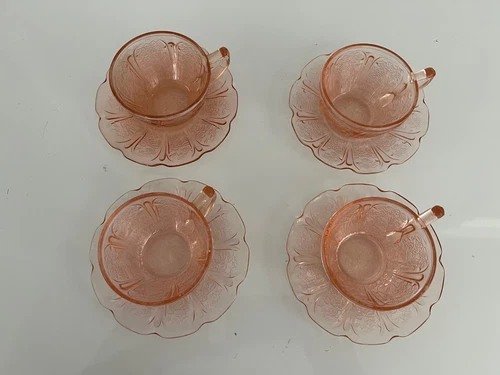 Vintage Cherry Blossom Pink Depression Glass Set Of  4 Cups And Saucers