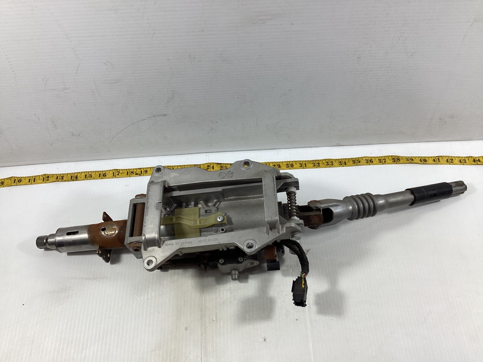 2014 - 2017 Maserati Ghibli  Column Wheel Floor Shift Shaft 06700317590 OEM .