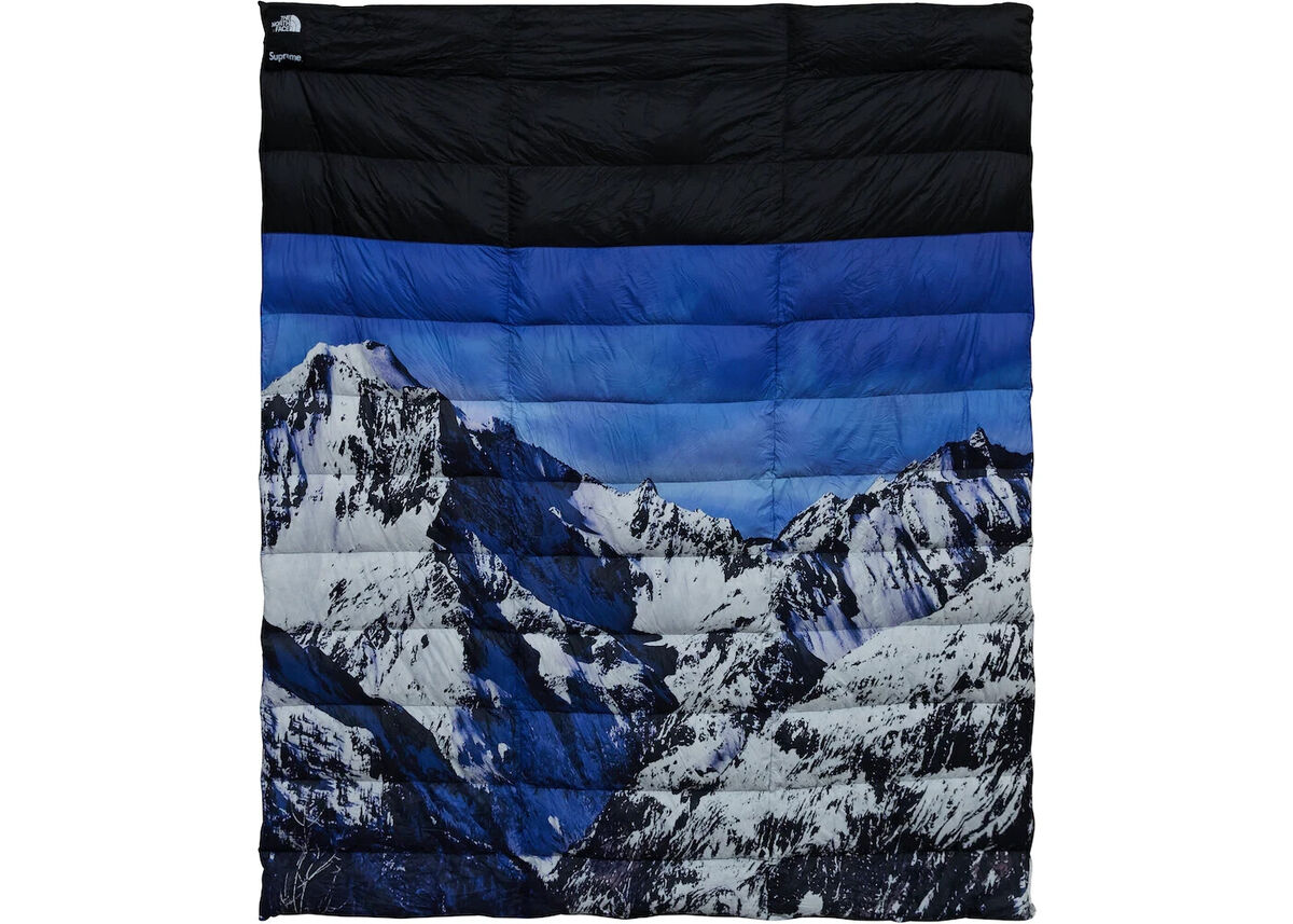 Supreme The North Face Mountain Nupste Blanket (Brand New Supreme The North Face Mountain Nupste Blanket (Brand New