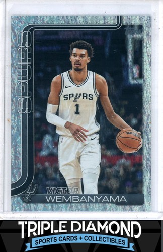 2025-26 Topps Flagship #195 Victor Wembanyama Holo Foil Spurs F896