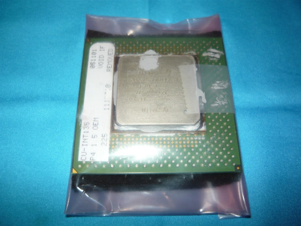 Lote de 2 Socket 423 Pentium 4 CPU Williamtte de colección 1,50 GHz 1,80 GHz usados Foto 2 de 3