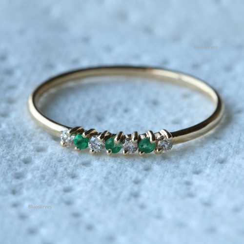 Alternate Zambian Emerald & Diamond Thin Band Ring In 14k Solid Yellow Gold - Picture 7 of 8