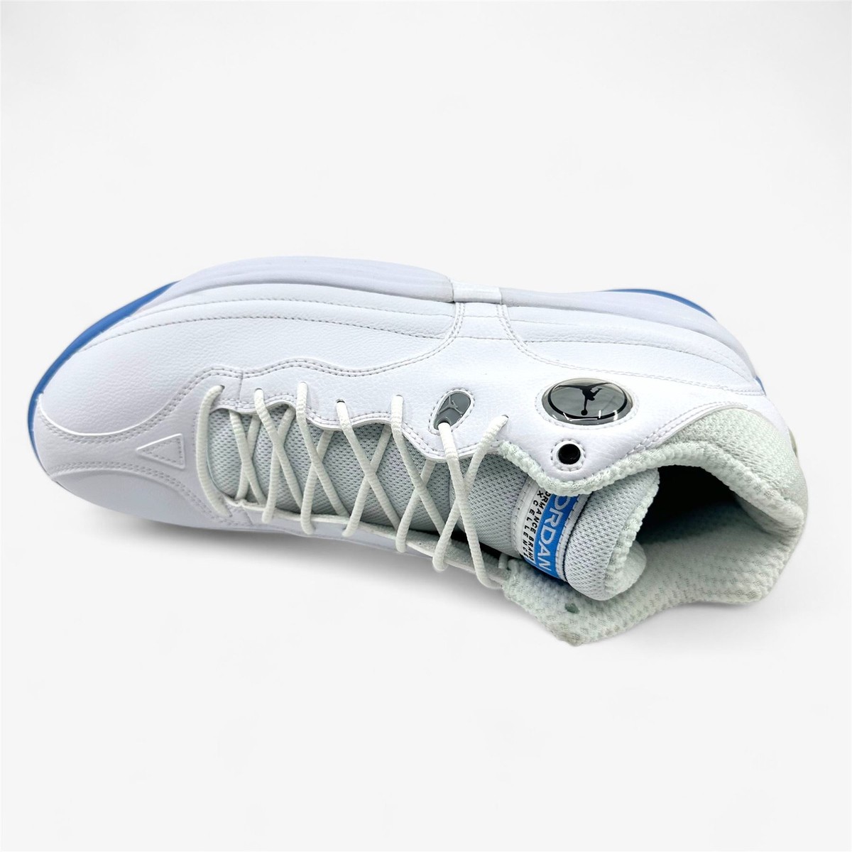 Jordan Jumpman Team 1 White Black University Blue Gray Mens 