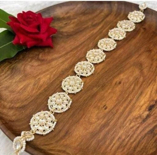 Diadema inspirada en Parineeti Chopra celebridad de Bollywood/Maangtikka/Sheeshpatti Foto 2 de 2