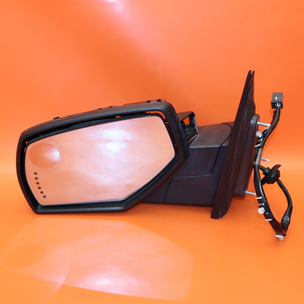 2014 - 2018 Chevrolet Silverado Sierra Mirror Left Power Fold 
