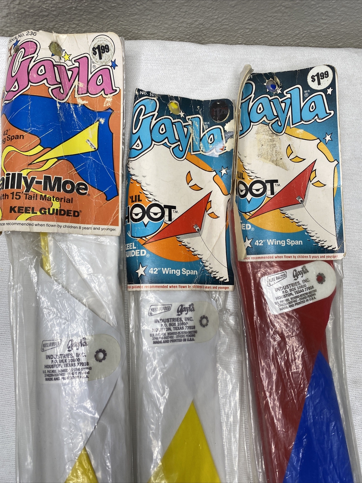 Lot of three sealed Vintage GAYLA Keel Guided plastic kites lil hoot