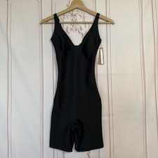NWT SKIMS Body CS Unlined Plunge MID THIGH BODYSUIT Onyx Black Size M 92