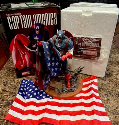 Marvel Milestones Capt. America Statue 911 Tribute 2004 Diamond Rare 791/2500