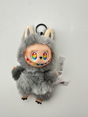 POP MART グレー LABUBU エナジー シークレット Big Into Energy Labubu Secret Rare Bi-shade Gray Fur Rainbow Eyes