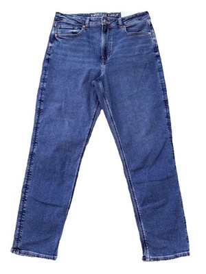 American Eagle Women s Mom Jeans Blue Size 12 31W