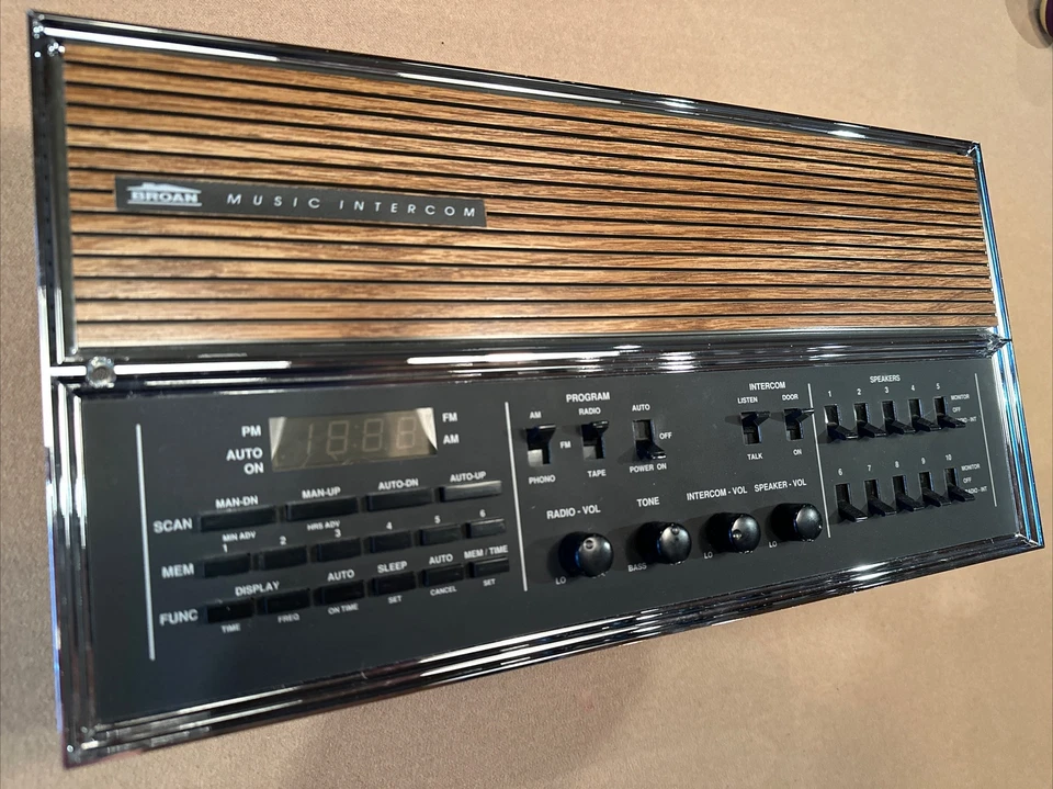 Broan / M&S Music Intercom Master K1351 / M300 con garantía Foto 3 de 4