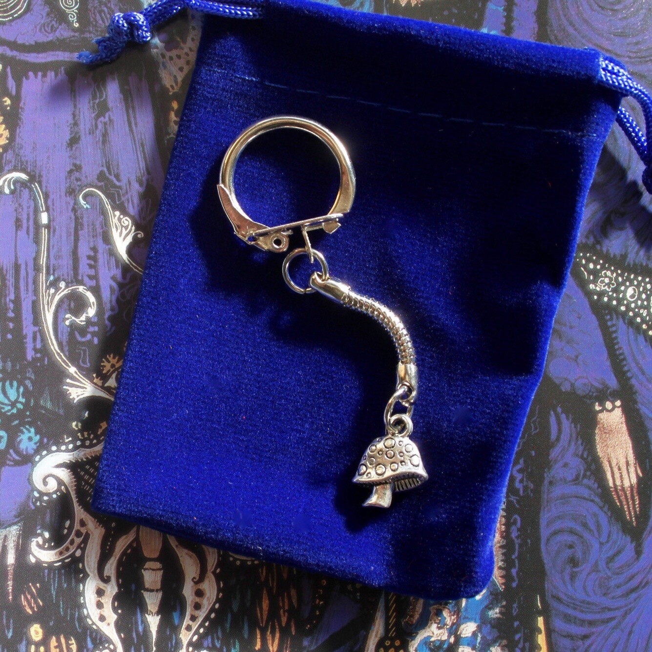 Small Fairy Mushroom Fly Agaric Toadstool Double-sided Metal Keychain Keyring