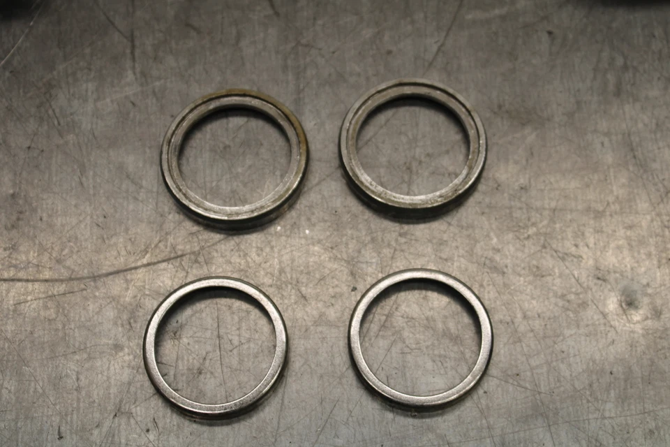 77-79 YAMAHA XS750 前灯头灯支架 BB107 — 第 2/4 张图片