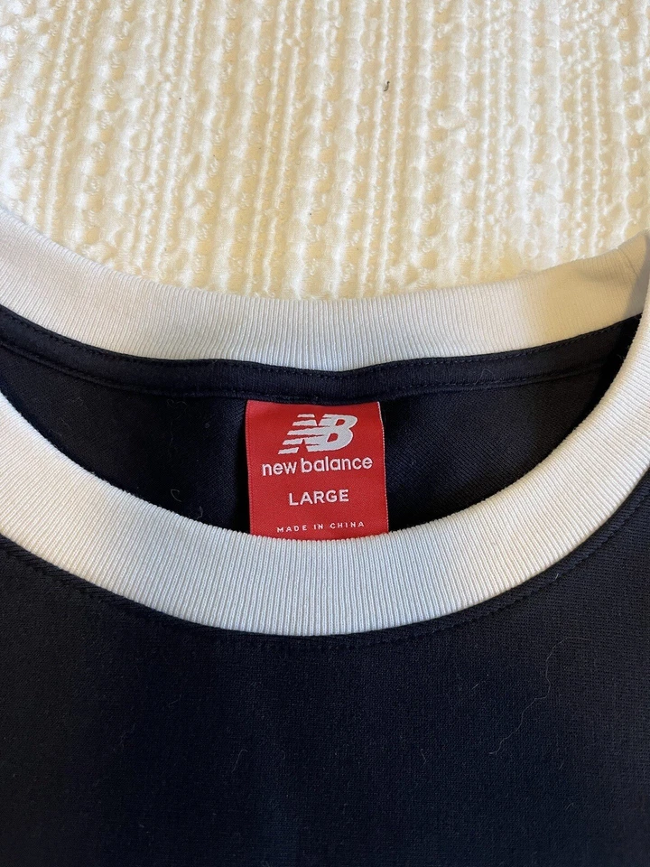 Sudadera Pullover New Balance Para Hombre Blanca Talla Grande Roja Azul Mangas 3/4 Foto 3 de 4