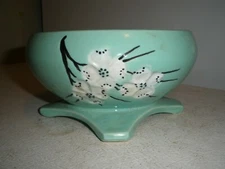 Vintage McCoy USA Planter Planter/Vase Cherry Blossom Footed Green   (H)
