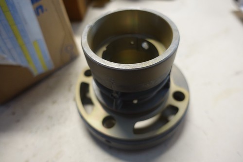 NUEVO Cojinete Carcasa Original OMC Stringer Superior 1980-1985 910240 ¡NUEVO EN STOCK! - Imagen 2 de 4