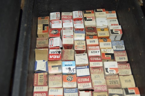 Vintage! Vacuum Tube Radio TV Repair Caddy Case Box with Tubes RCA **UNTESTED** - Picture 12 of 16