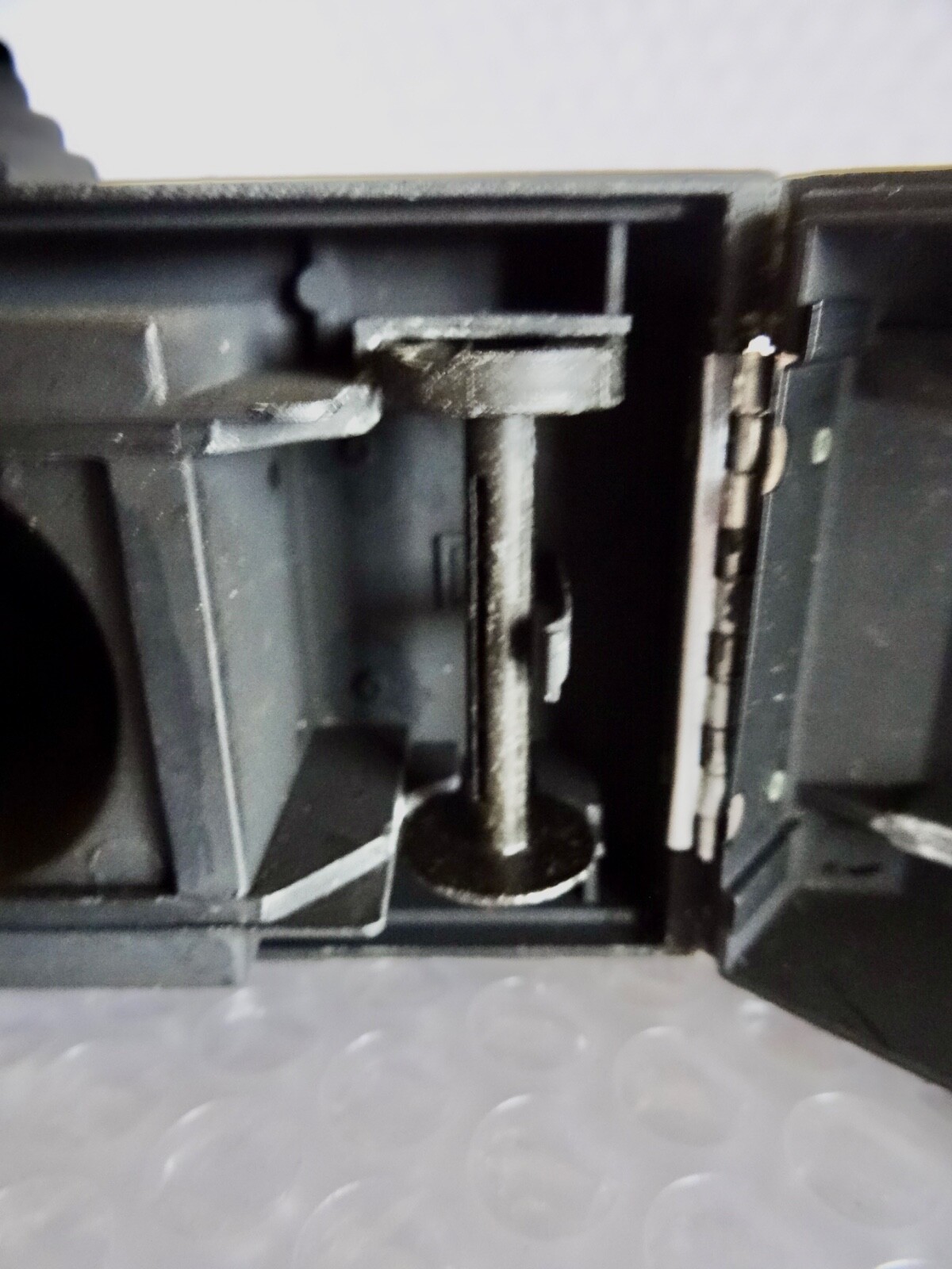 uNIVEX IRIS ANTIQUE VINTAGE UNIVERSAL CAMERA CORP ART DECO PHOTOGRAPHY neocurio