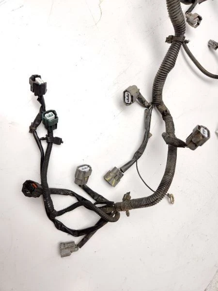 Arnés de cables Nissan Titan 2012-2015 motor 5,6 L OEM 240119FM0A Foto 3 de 4