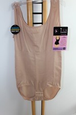 F I X By WunderWear Seamless Full Body Shapewear Size S/M NWT NEW Nude