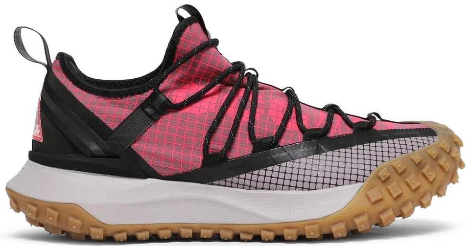 Nike ACG Mountain Fly Low Flash Crimson